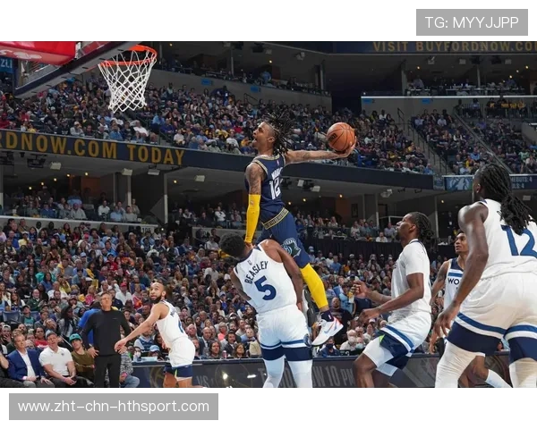 莫兰特反击拉杆上篮命中，孟菲斯速度拉满